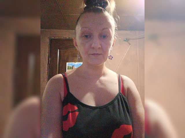Zarevna live cam on BongaCams
