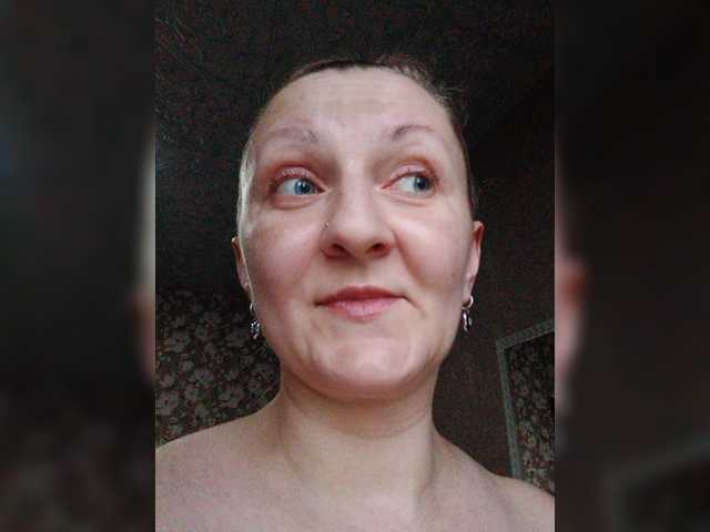 Zarevna live cam on BongaCams