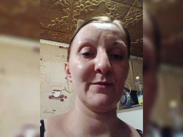 Zarevna live cam on BongaCams