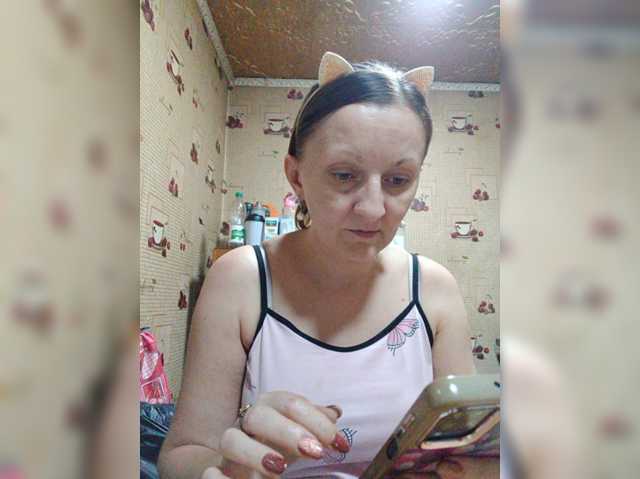 Zarevna live cam on BongaCams