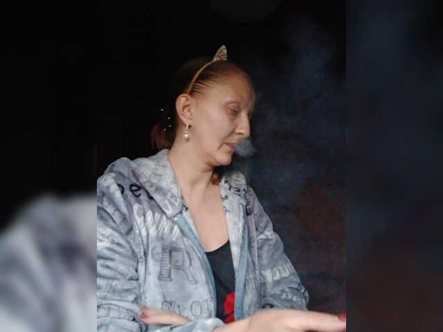 Zarevna live cam on BongaCams
