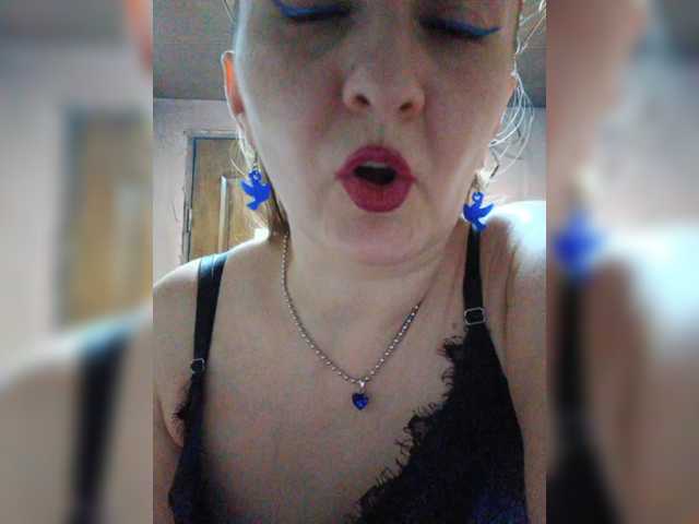 Zarevna live cam on BongaCams