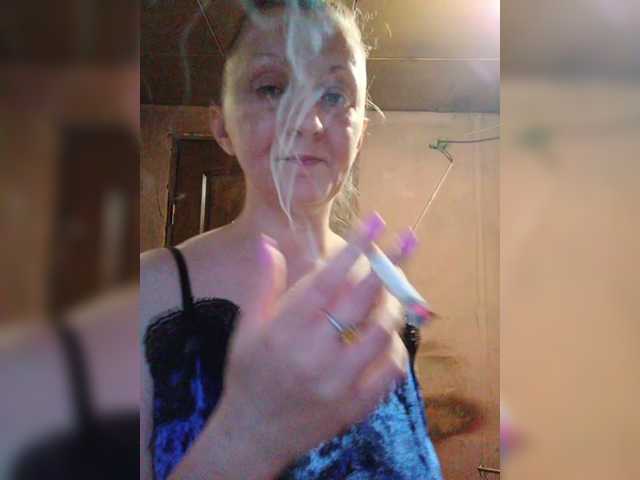 Zarevna live cam on BongaCams