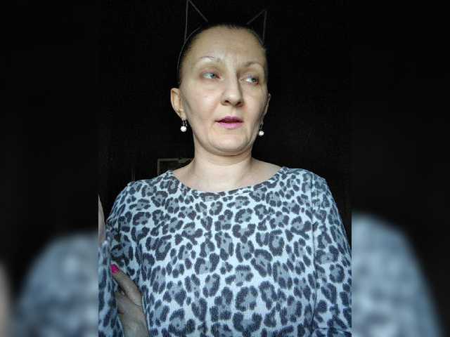 Zarevna's BongaCams show and profile