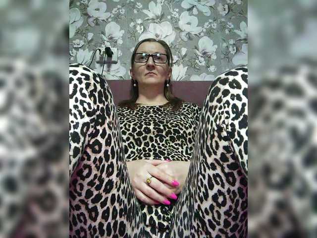 Zarevna's BongaCams show and profile