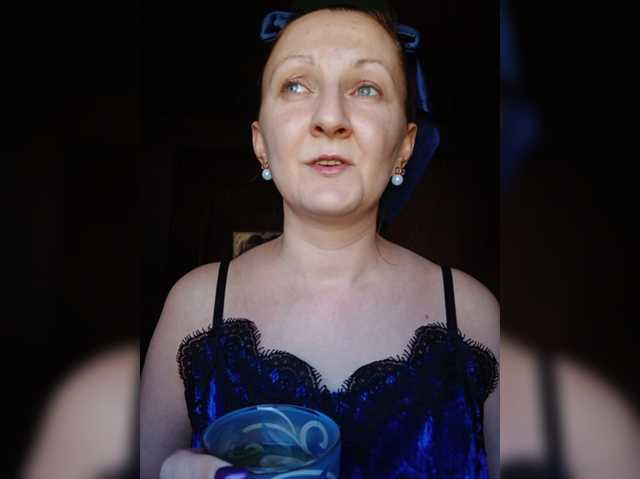 Zarevna live cam on BongaCams