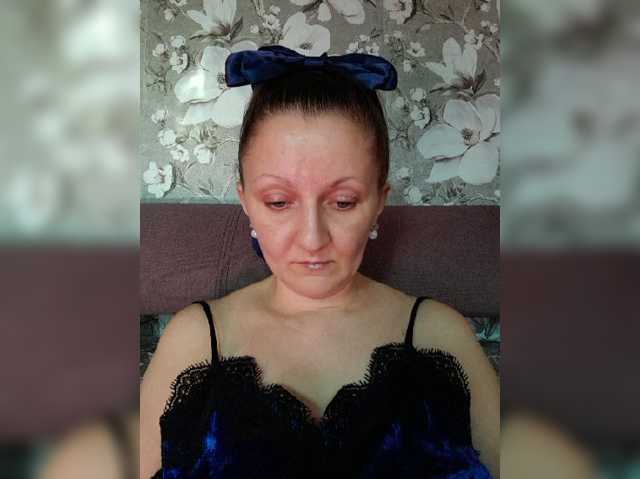 Zarevna live cam on BongaCams