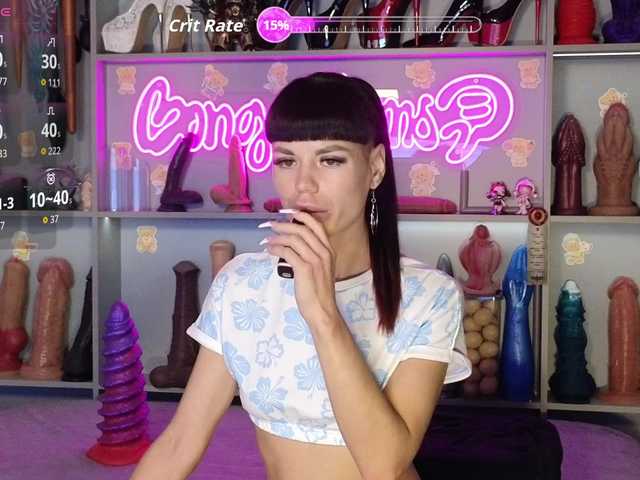 Youlalia's BongaCams show and profile