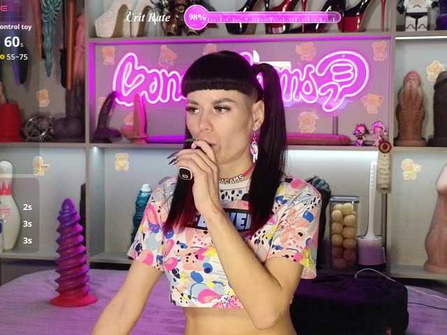 Youlalia live webcam show