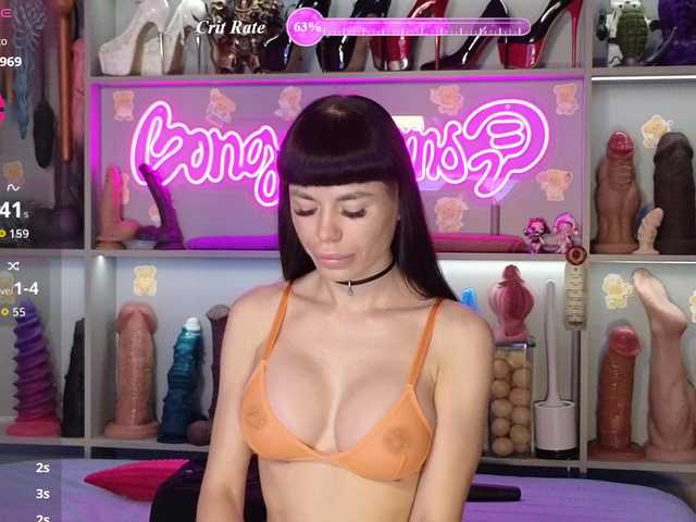 Youlalia live cam on BongaCams