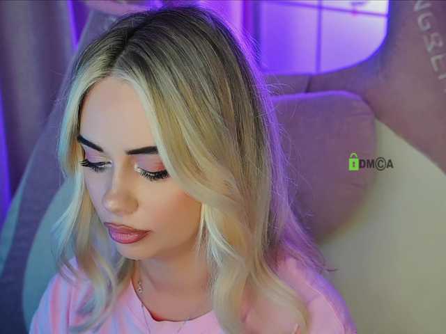 -ANN live cam