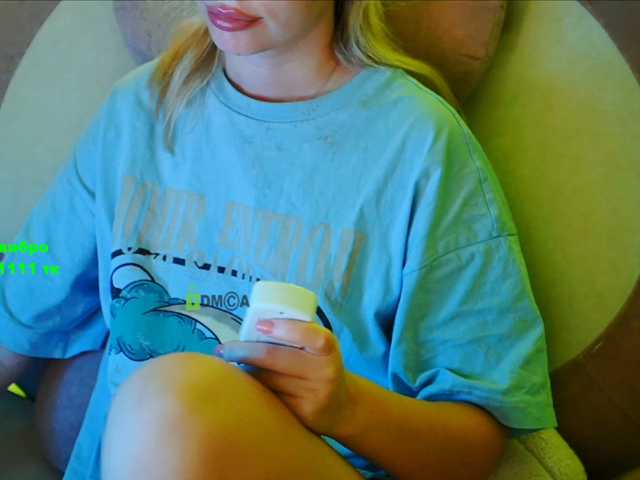 le modèle -Ann est en webcam porno dans un show sur le site bongacams, il possède les tags suivants: White/Caucasian,Blonde,Shaved