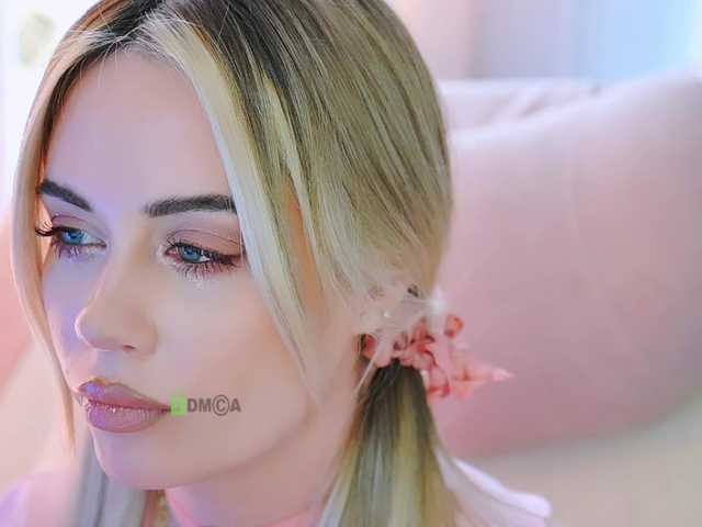 000---