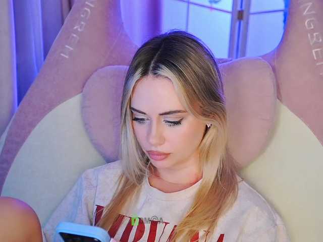 -ANN live webcam show