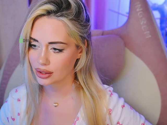 000--- live webcam show