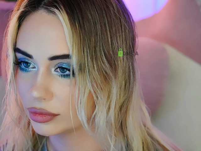 000--- live cam on BongaCams