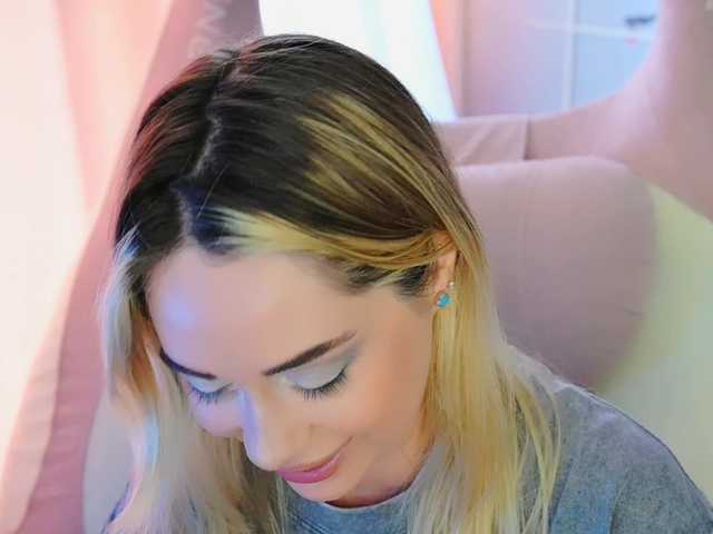 000--- live cam on BongaCams