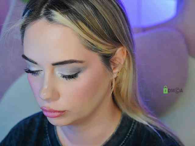 000--- Live Webcam on BongaCams