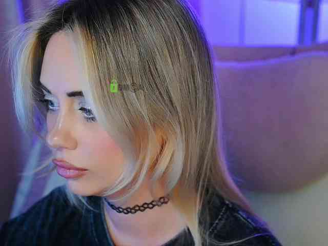 000--- Live Webcam on BongaCams