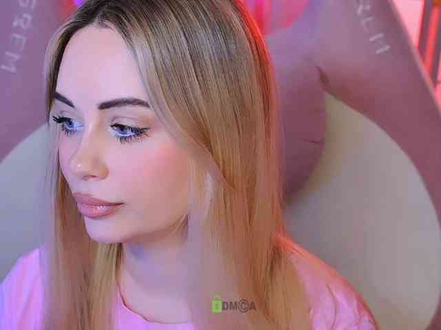 000--- Live Webcam on BongaCams