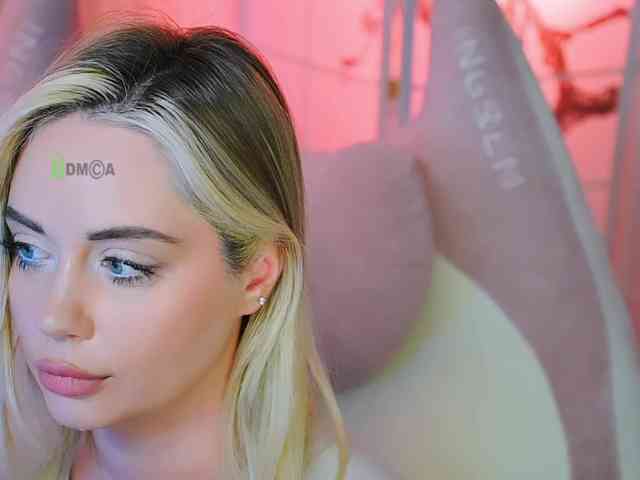 000--- Sex Cam Show