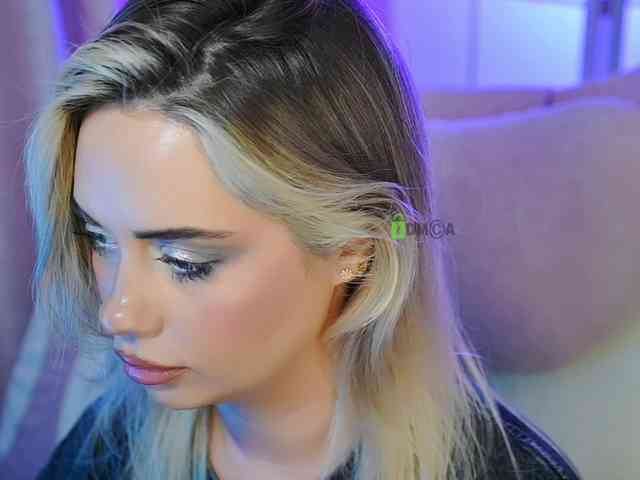 000--- Live Webcam on BongaCams