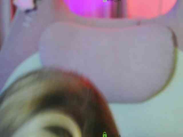000--- Sex Cam Show