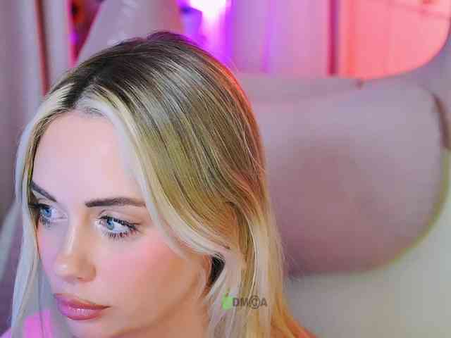 000--- Sex Cam Show