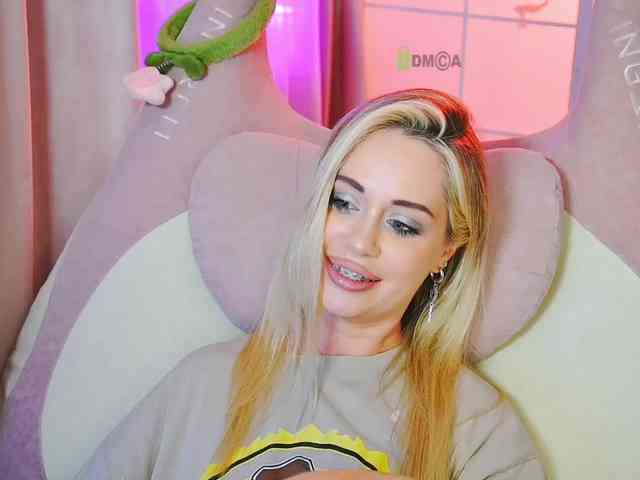 000--- Sex Cam Show