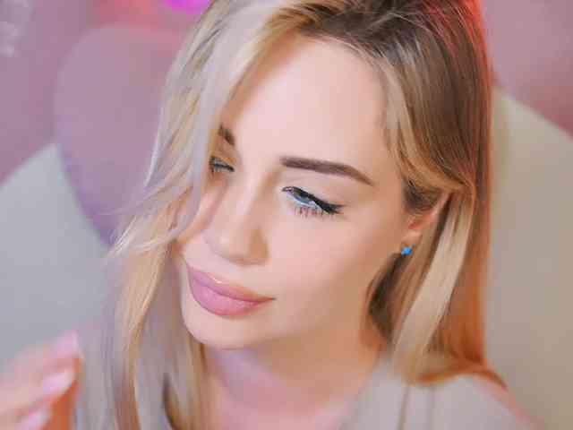 000--- Live Webcam on BongaCams