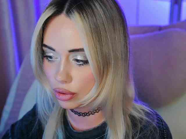 000--- Live Webcam on BongaCams