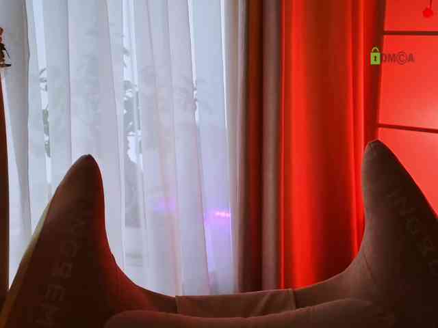 000---