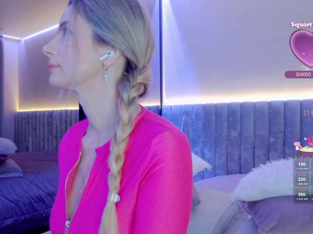 Monika-22, en directo ahora en BongaCams