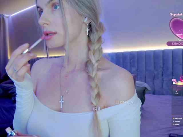 Monika-22 webcam