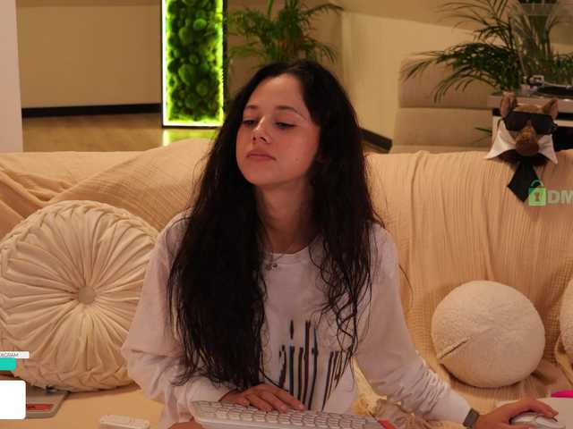 Taanni live cam on BongaCams