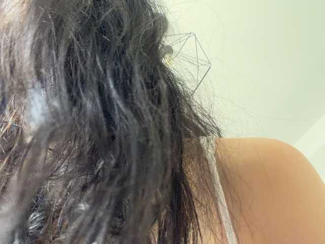 go to chat with Taanni