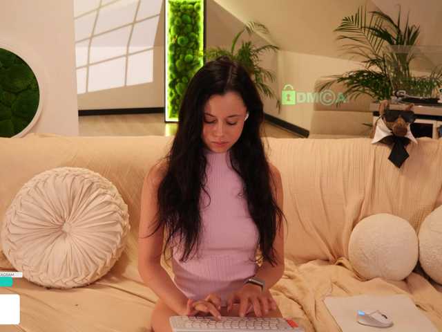 Taanni live cam on BongaCams