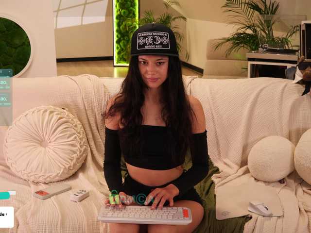 Taanni live cam on BongaCams