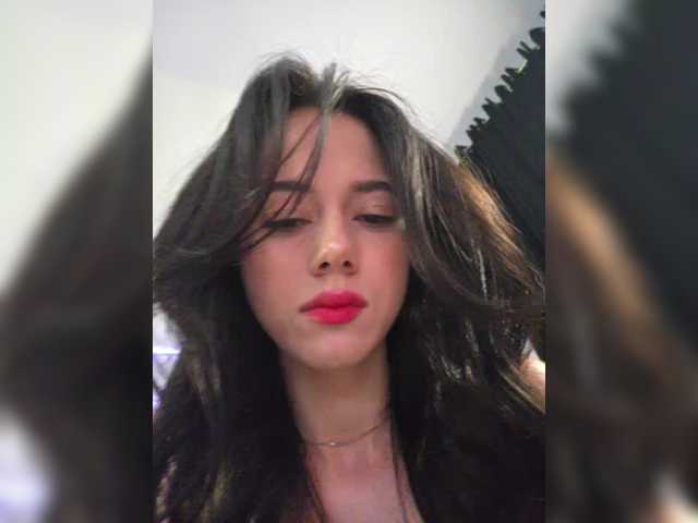 go to chat with Taanni