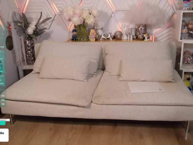 go to chat with Taanni
