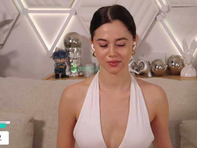 Taanni's BongaCams show and profile