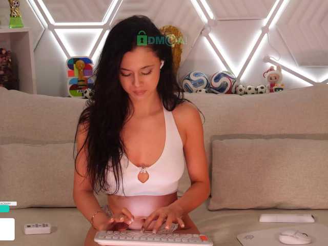Taanni live cam on BongaCams