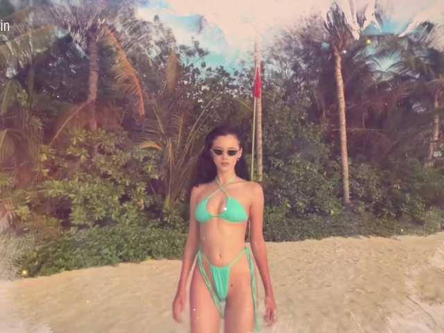 Taanni live webcam show