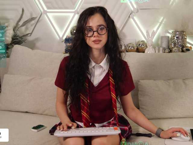 go to chat with Taanni