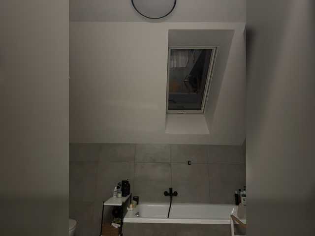 Taanni's BongaCams show and profile