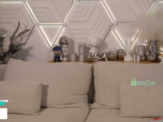 Taanni's BongaCams show and profile