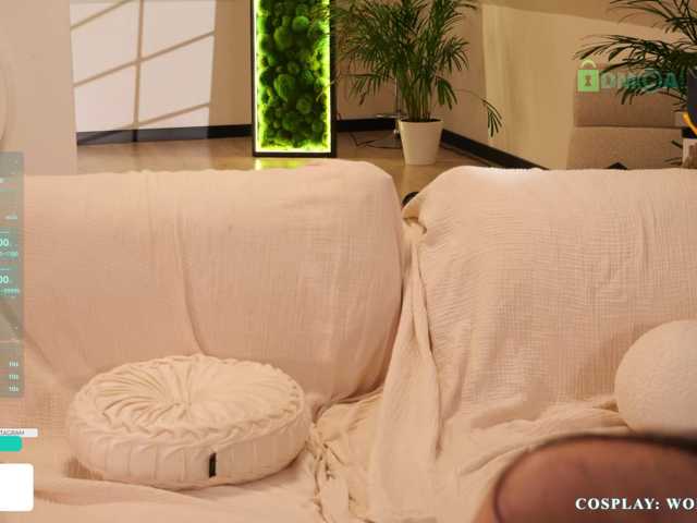 Taanni — live female cam
