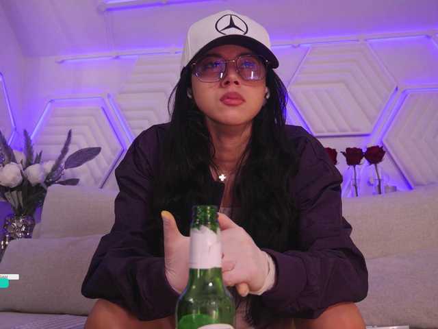 Taanni live cam on BongaCams