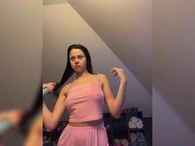 video chat for free Taanni