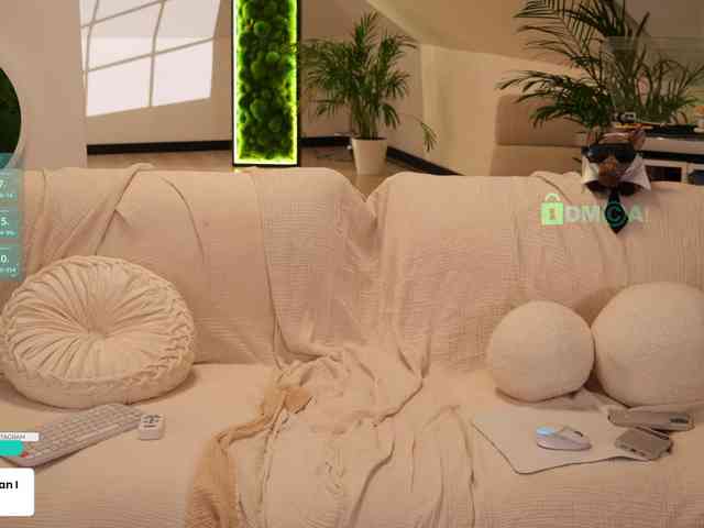 Taanni's webcam live show